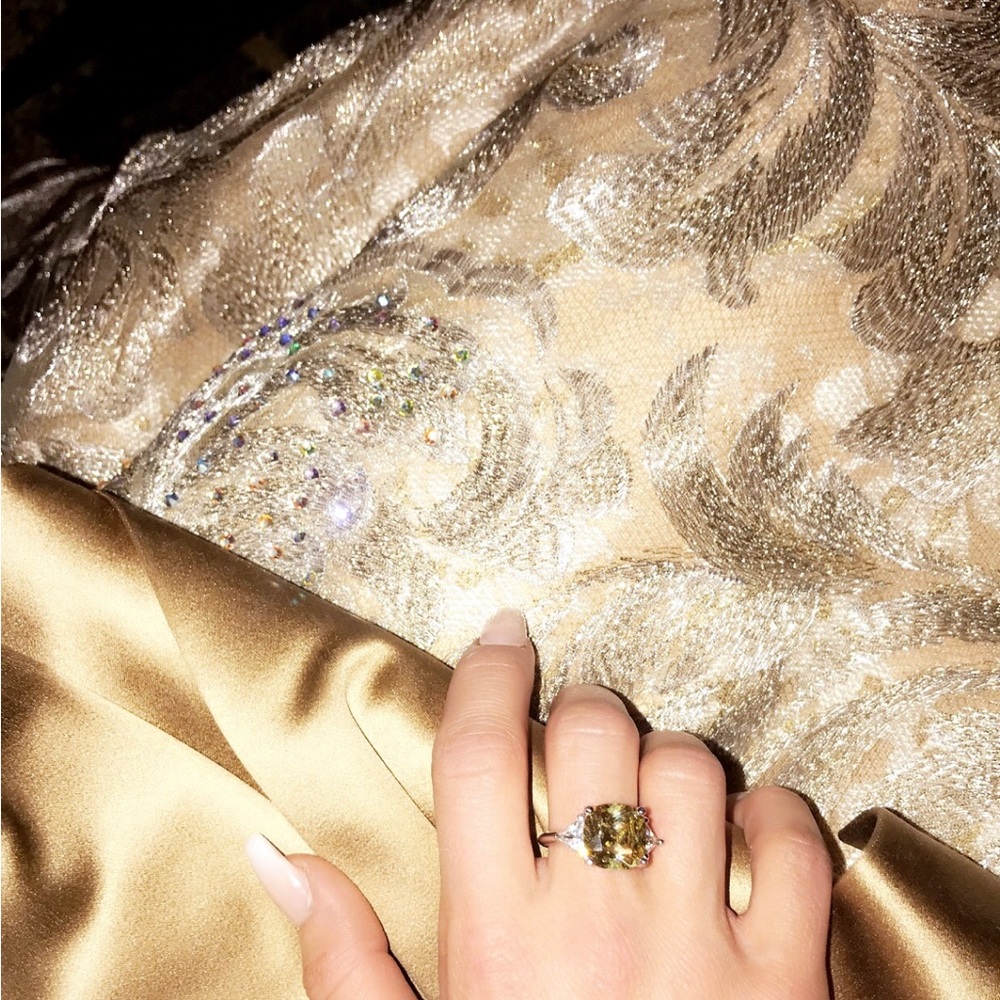 Jovani Golden Ball gown - Picture 4 of 4